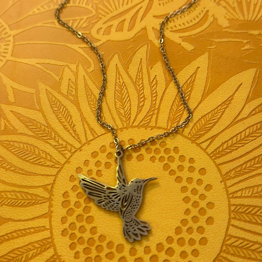 Gold Tone Hummingbird Necklace